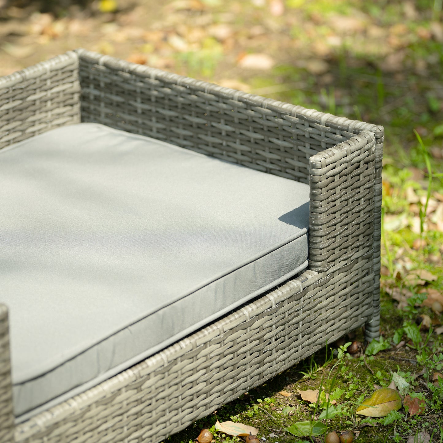 Dog Bed: Pet Enclosures & Outdoor Furniture, Seasonal PE Wicker, Cushioned for Comfort - Various Sizes & Colors